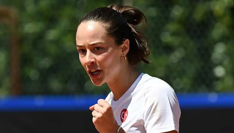 Milli Tenisçi Zeynep Sönmez, Uluslararası Turnuvada Finale Yükseldi!