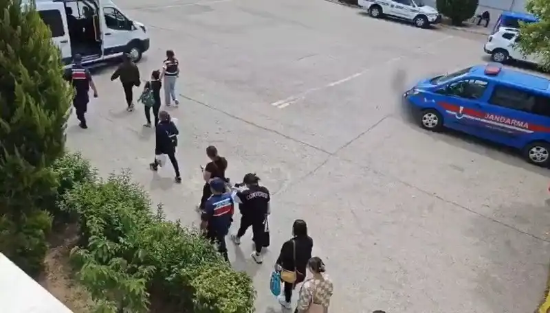Taylandlı Kadınlara Çalışma İzni Vaadiyle Fuhuşa Zorlanan Mağdurlar