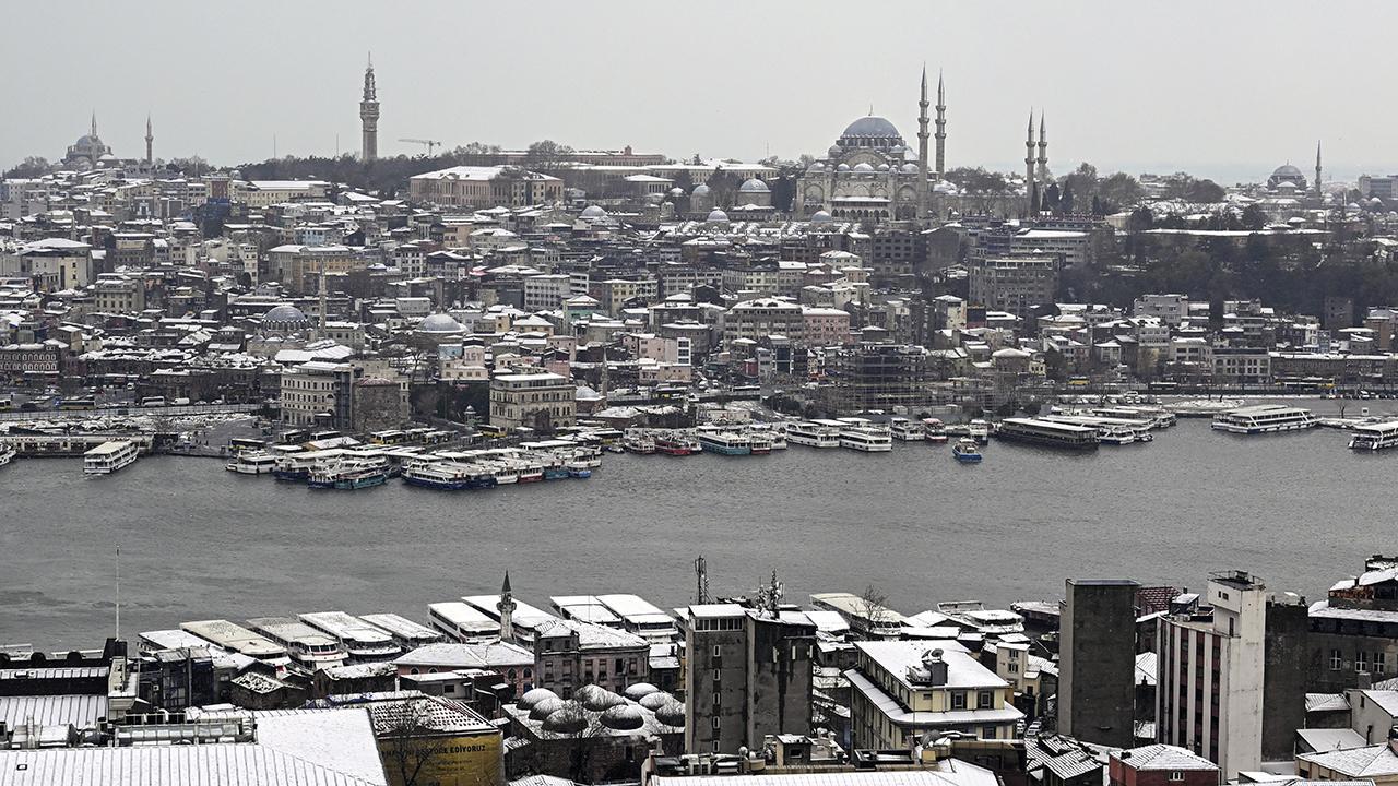 İstanbul Beyaz Örtüye Büründü!