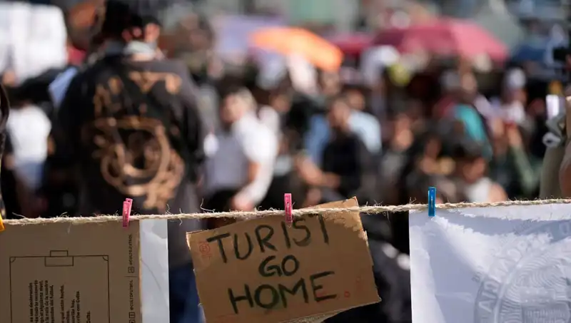 Meksika'daki Turist Akınına Tepki: Yerel Halk "Evlerimizi Çalmayı Bırakın" Dedi