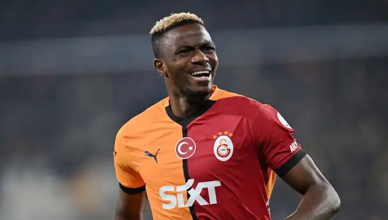 Osimhen, Napoli ve Galatasaray'ı Geride Bırakacak mı?