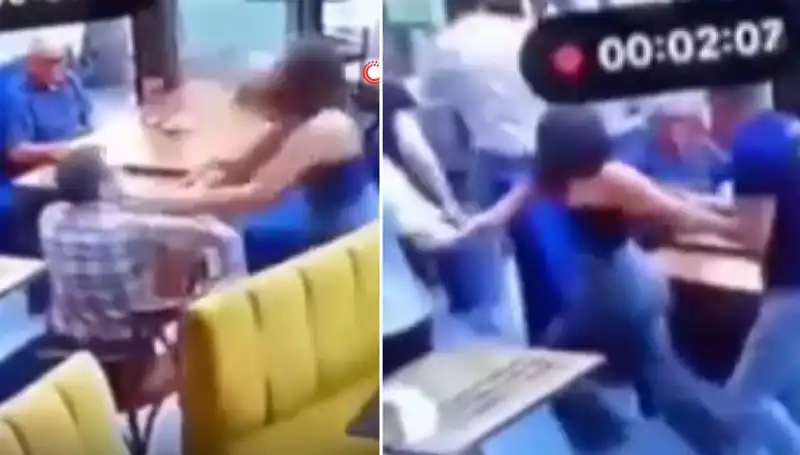Garsona Şiddet Uygulayan Adam, Sokak Ortasında Tekme Tokat Dayak Yedi