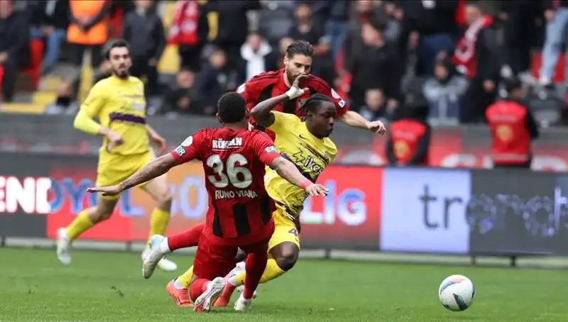 Milli Ara Sonrası Süper Lig Dönüşü: Bu Haftanın Heyecan Dolu Maçları