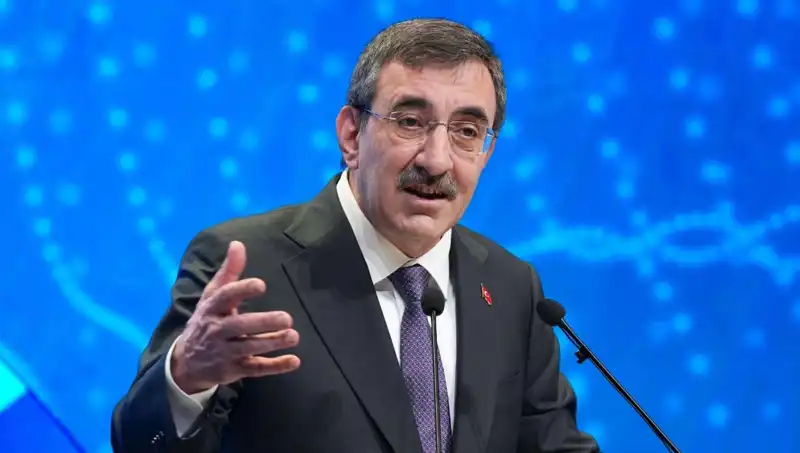 Cevdet Yılmaz'dan Boykot Çağına Sert Tepki: Siyasi Sorumluluk Nedir?