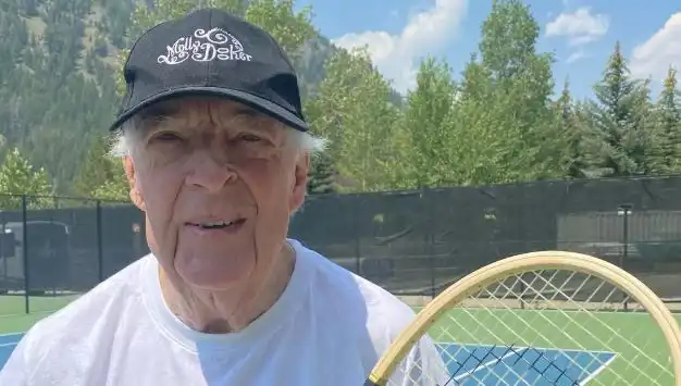 Avustralya Tenisinin Efsanevi İsimlerinden Fred Stolle 86 Yaşında Hayatını Kaybetti
