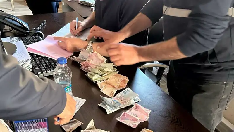 Antalya'da Dilenci Çetesi Operasyonu: Peş Peşe Gözaltılar ve 19 Bin Lira Ele Geçirildi