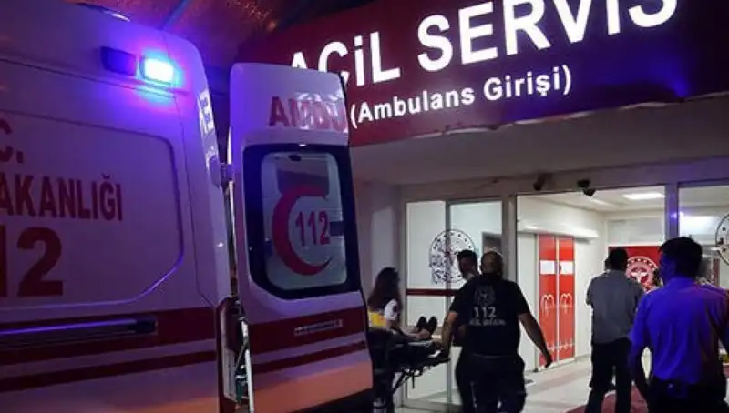 İnşaat Alanında Korkutan Kaza: Tuğla Ustasının Hayatı Tehlikede!