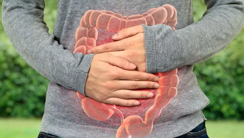 Gençlerde Kolon Kanseri Alarmı: Doktorların Dikkat Çektiği 4 Belirti Nedir?