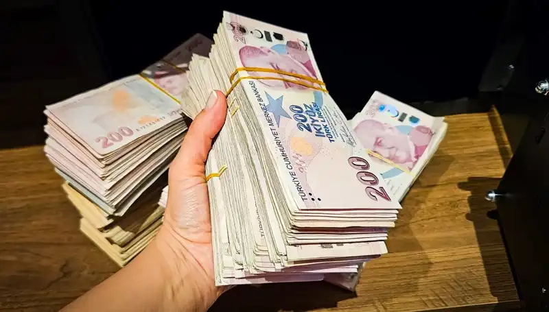Türkiye'deki Mevduat Varlığı Rekora Koşuyor: 12 Trilyon Lira!