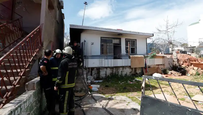 Antalya'da Gecekondu Yangını: Can Kaybı ve Büyük Hasar