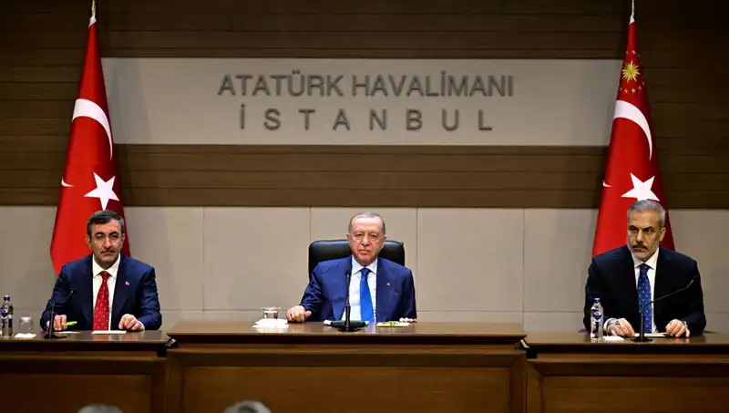 Erdoğan'dan Özel'e Sert Yanıt: "Sağır Duymaz Uydurur" Açıklaması