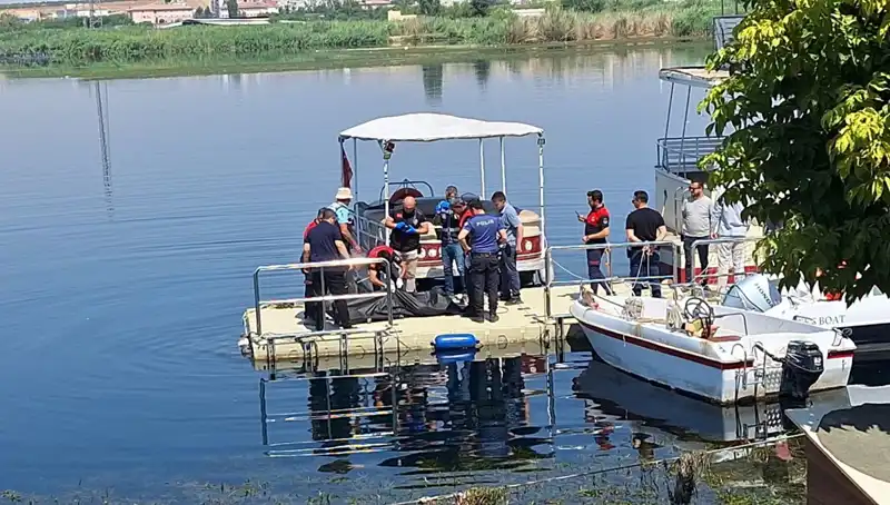 Fırat Nehri'nde Şok Eden Gelişme: Erkek Cesedi Bulundu