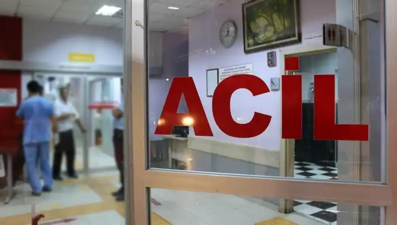 Burdur'da Bıçaklı Kavga: Şok Edici Olayda Bir Kişi Ağır Yaralandı
