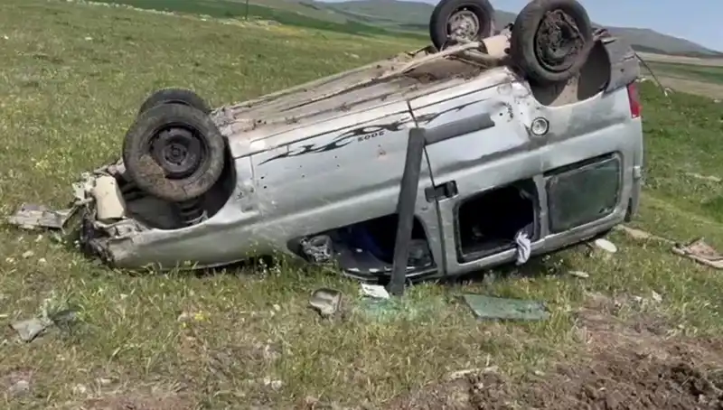 Konya’da Feci Kaza: Takla Atan Otomobilde İki Kişi Yaralandı