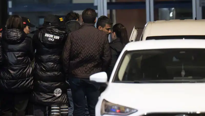 Dilan Polat ve Engin Polat: Sosyal Medya Paylaşımları Nedeniyle Gözaltına Alındı