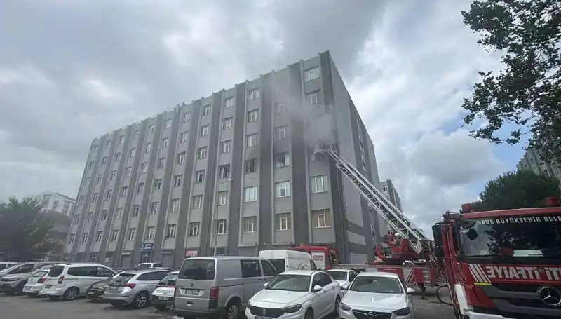 Çorap İmalathanesinde Yangın: Büyük Taşınma Öncesi Korku Dolu Anlar