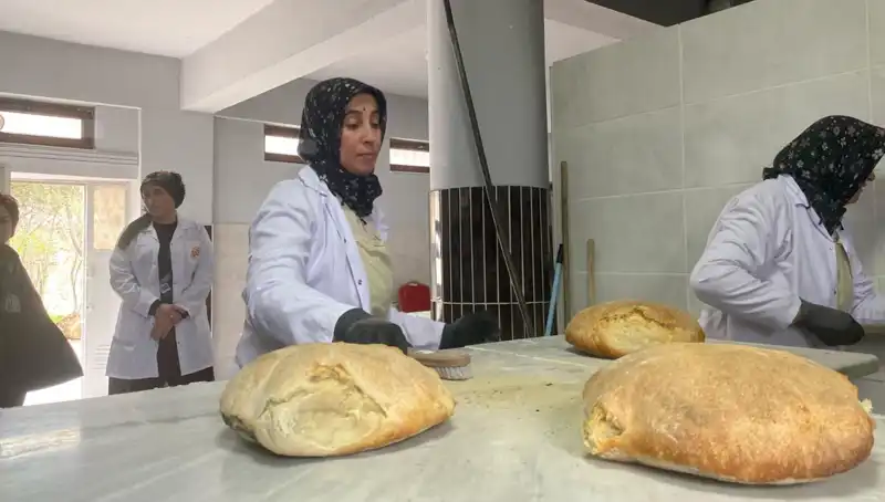 Ata Ekmeği: 600 Yıllık Gelenek Yerel Ekonomiye Can Sıktı