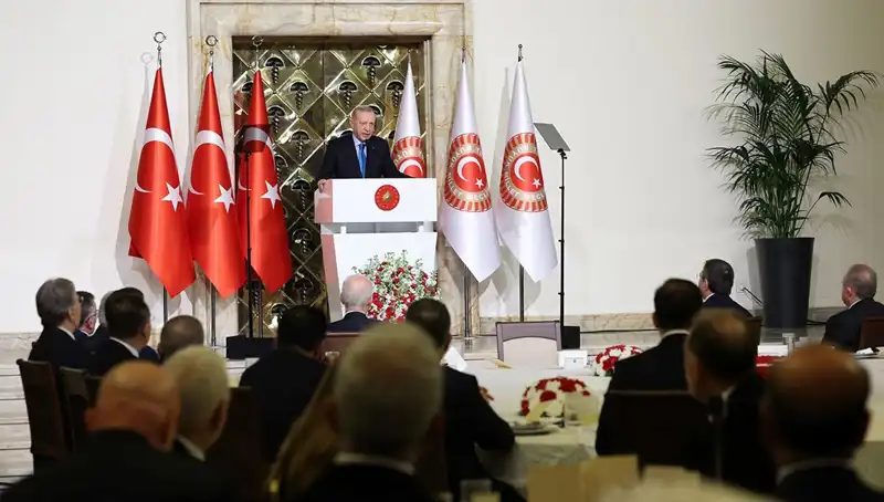 Cumhurbaşkanı Erdoğan: "Gelin El Ele Verelim" Çağrısıyla Yeniden Bir Araya Gelin!