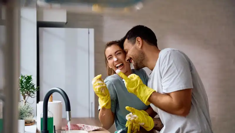 Çiftlerin Mutlu Olmasını Sağlayan Basit Alışkanlıklar Neler?