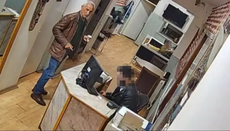 Özgür Özel'e Saldıran Selçuk Tengioğlu'nun Güncel Görüntüleri Ortaya Çıktı