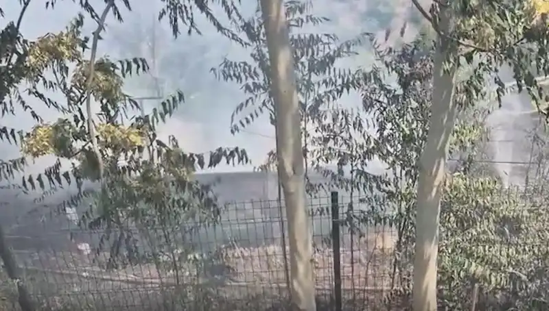Sultangazi'de Korkutan Yangın: Otluk Alan Alev Alev Yandı!