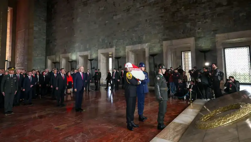 Devlet Erkanından Anıtkabir’de Duygu Dolu Anma Töreni