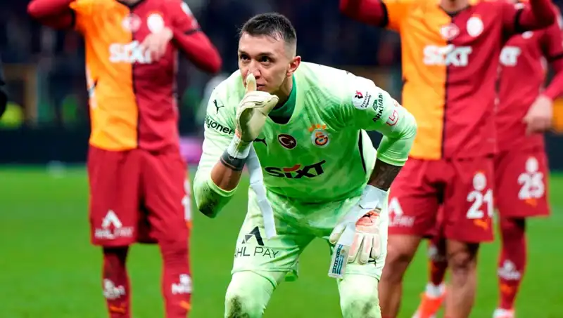Muslera'nın Yerini Alacak İsimler Arasında Sürpriz İsimler Var