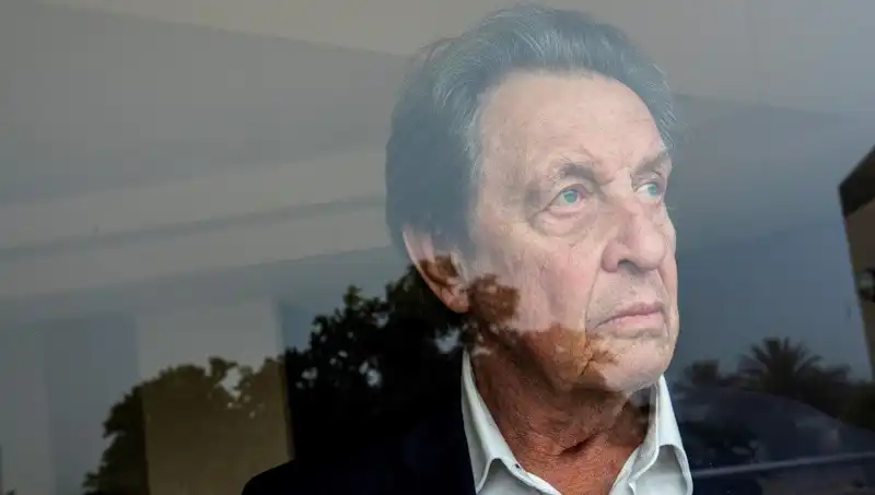 Elon Musk’ın Babasından Şok Edici İtiraflar: Cinayetlerin Perde Arkası