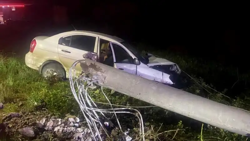 Beton Direğe Çarpan Sürücünün Hayat Mücadelesi: Yaşanılan Kaza Detayları