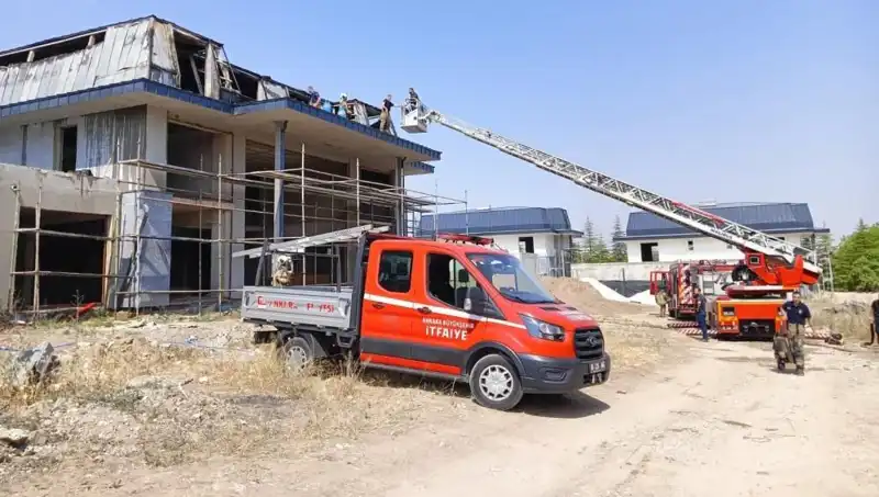Ankara Gölbaşı'ndaki Villa Alanında Korkutan Yangın: Olay Detayları