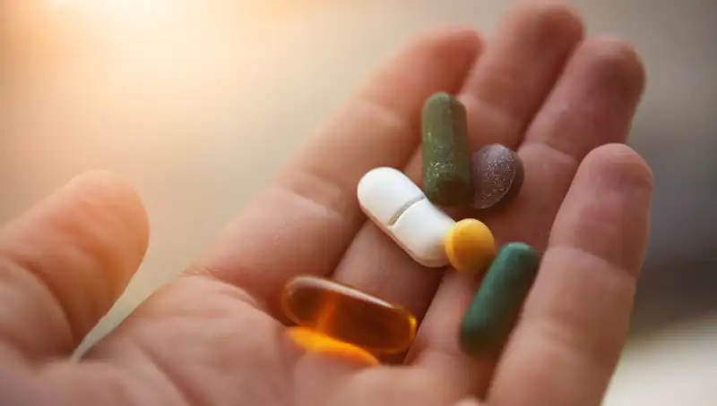 ABD'li Doktorun Uyardığı 'Zehir' Gibi Takviyeler: 3 Vitamin!