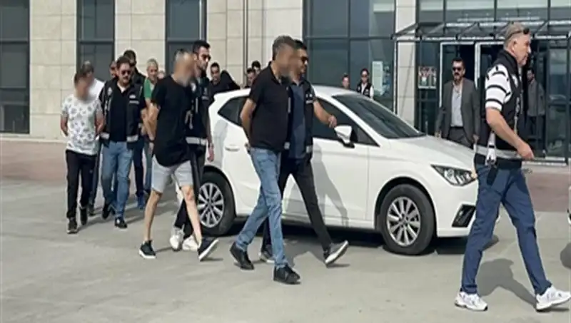 36 Bin Kişiyi Dolandıran Turizm Şirketinin Skandalı Ortaya Çıktı