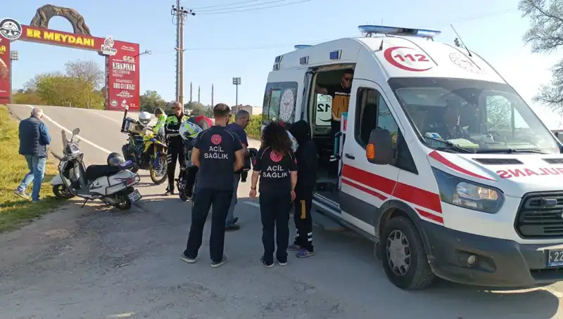 Edirne'de Feci Motosiklet Kazası: Genç Hayatını Kaybetti