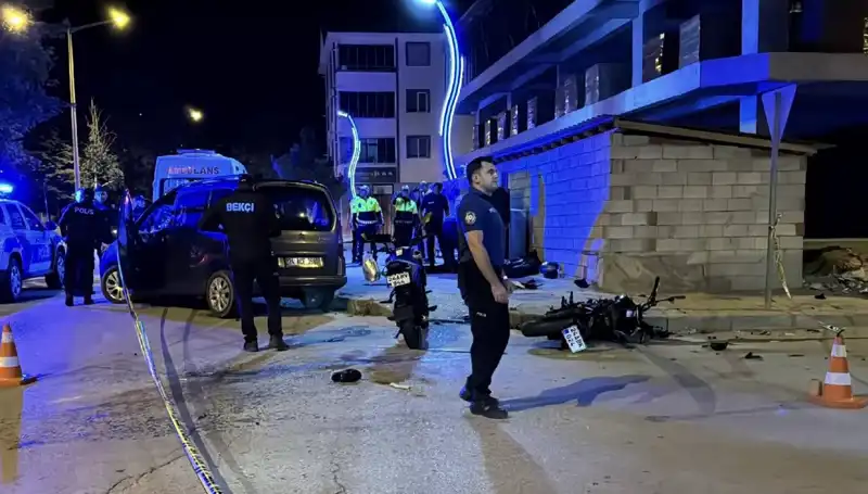 Motosiklet ve Otomobil Kazası: İki Hayat Kaybedildi