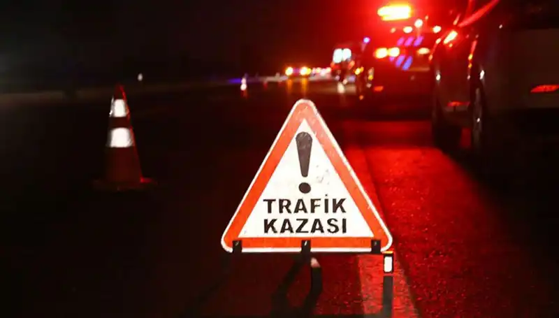 Şanlıurfa'da Zincirleme Kaza: 7 Kişi Yaralandı, Olay Yeri Korku Dolu Anlara Tanıklık Etti