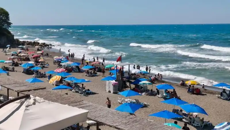 Akçakoca'da Deniz Yasağı: Turizmi Etkileyecek Çok Önemli Karar