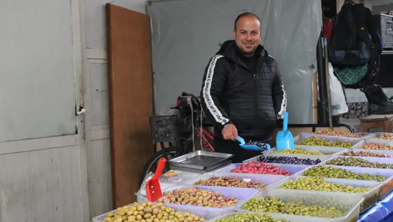 Zengin İçerikli Tezgah: Haftada 30 Çeşit Ürün Sunuyoruz
