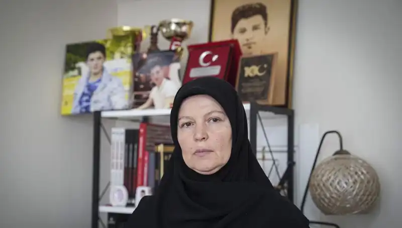 15 Temmuz’un 16 Yaşındaki Şehidi: Mahir Ayabak’ın Annesinin Bitmeyen Acısı