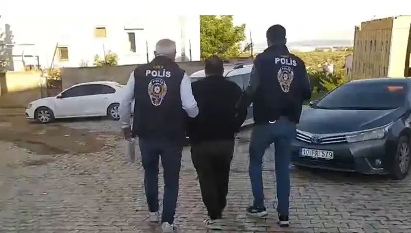 Balıkesir'de Dolandırıcılık Şebekesine Darbe: 4 Tutuklama Gerçekleşti