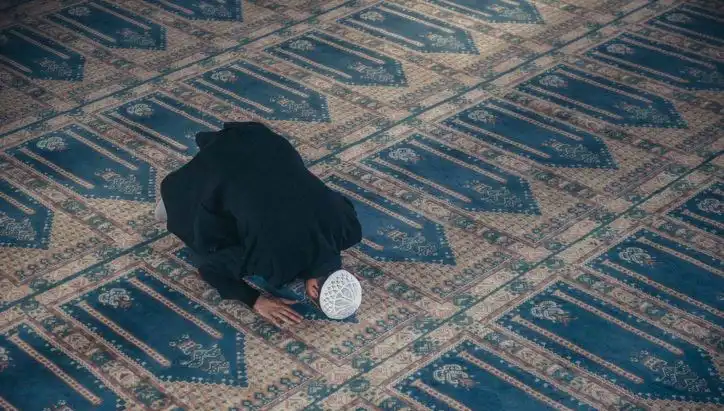 Cuma Namazı Saati ve Kılınışı: 12 Eylül'de Diyanet'ten Açıklama