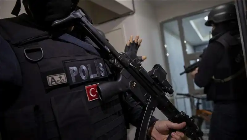 Afyon'da Dev Operasyon: 26 Şüpheli Kıskıvrak Yakalandı!