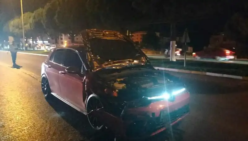 Balıkesir'de Otomobil ve Motosiklet Çarpıştı: Feci Kaza Sonucu 1 Ölü, 1 Yaralı