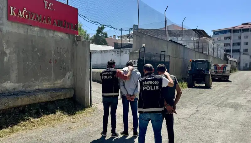 Kars'ta Uyuşturucu Operasyonunda İki Şahıs Tutuklandı
