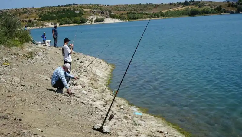 Kafeslerdeki Patlama, Baraj Bölgesinde Heyecan Dolu Anlar Yaşattı