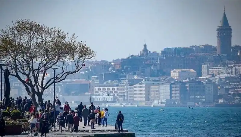 İstanbul'da Bahar Havası Yeniden Kapıda: Hafta Sonu Sıcaklık Artacak
