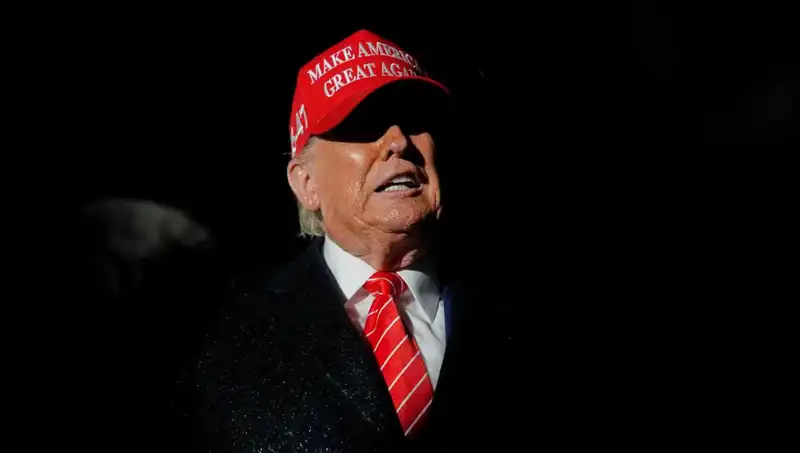 Yüksek Mahkeme'den Trump'a İzin: Göçmenlerin Yasal Statüsü Tehdit Altında!