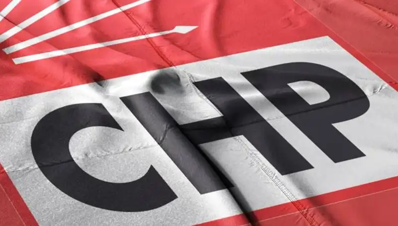 Bayrampaşa’da Sıcak Gelişme: CHP’li Üye Murat Salman İstifa Etti