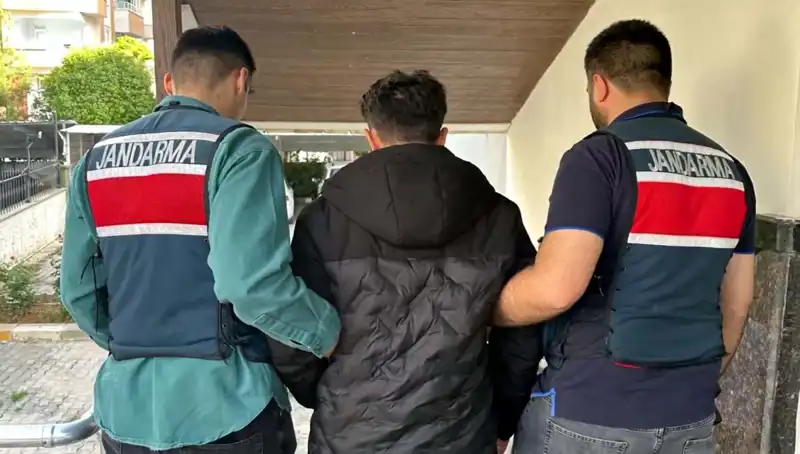 4 İlde Dolandırıcılık Çetesi Çökertildi: 35 Kişi Tutuklandı