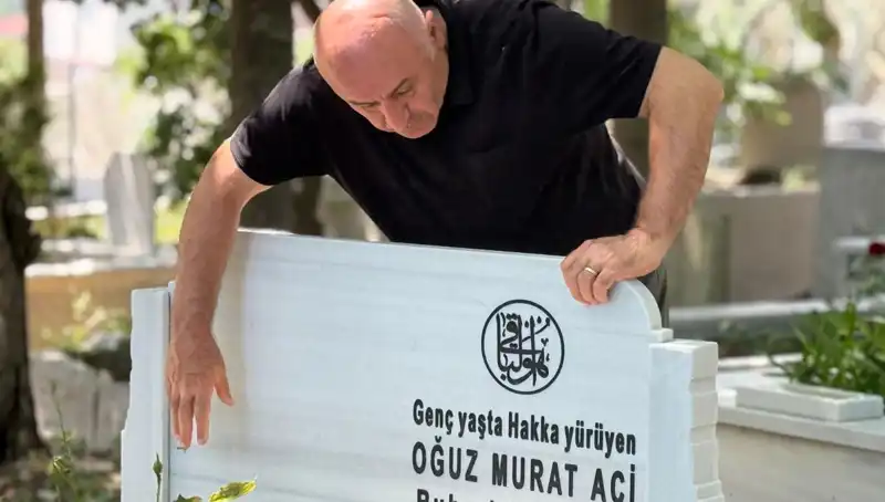 Aci Ailesinin Unutulmaz Babalar Günü: Hem Sevgi Hem Hüzün Var