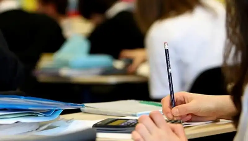Ülke Genelinde Üniversite Kontenjanlarında Düşüş: Sebepler ve Sonuçlar